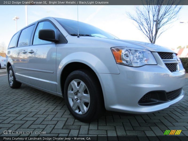 Bright Silver Metallic / Black/Light Graystone 2012 Dodge Grand Caravan SE