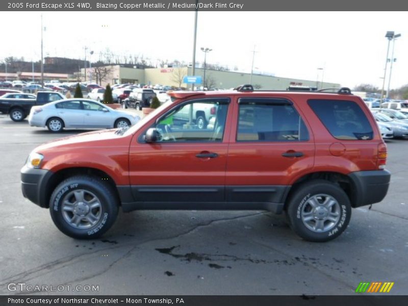 Blazing Copper Metallic / Medium/Dark Flint Grey 2005 Ford Escape XLS 4WD