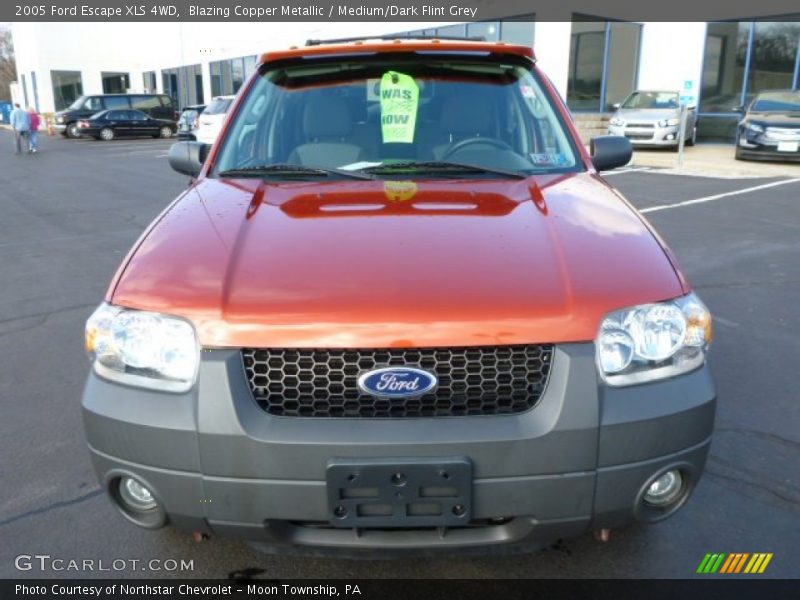 Blazing Copper Metallic / Medium/Dark Flint Grey 2005 Ford Escape XLS 4WD