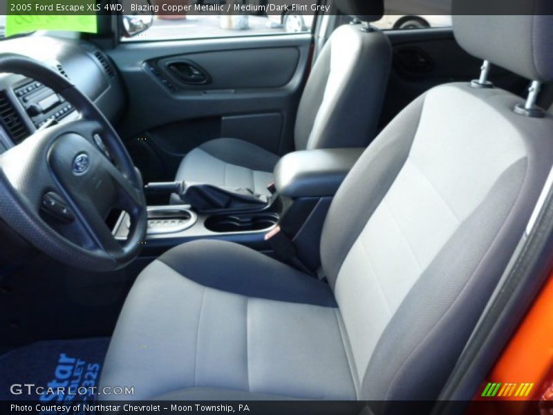 Blazing Copper Metallic / Medium/Dark Flint Grey 2005 Ford Escape XLS 4WD
