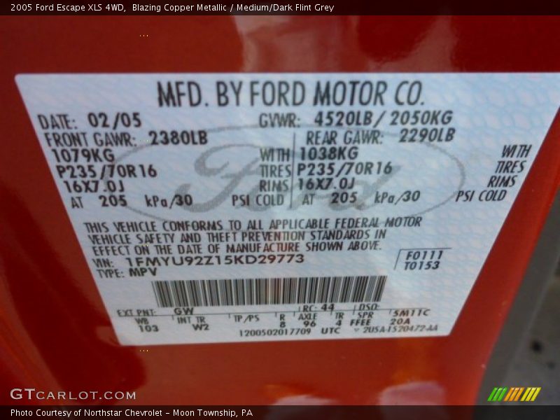 Blazing Copper Metallic / Medium/Dark Flint Grey 2005 Ford Escape XLS 4WD