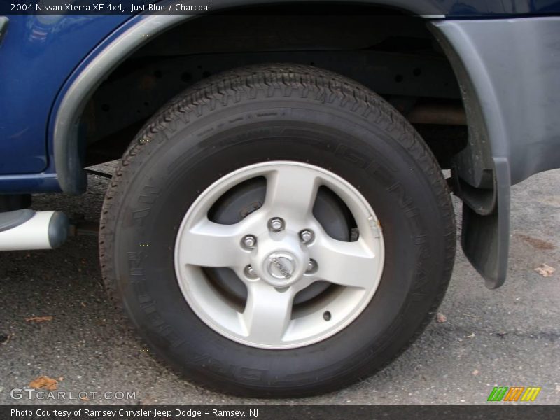 Just Blue / Charcoal 2004 Nissan Xterra XE 4x4