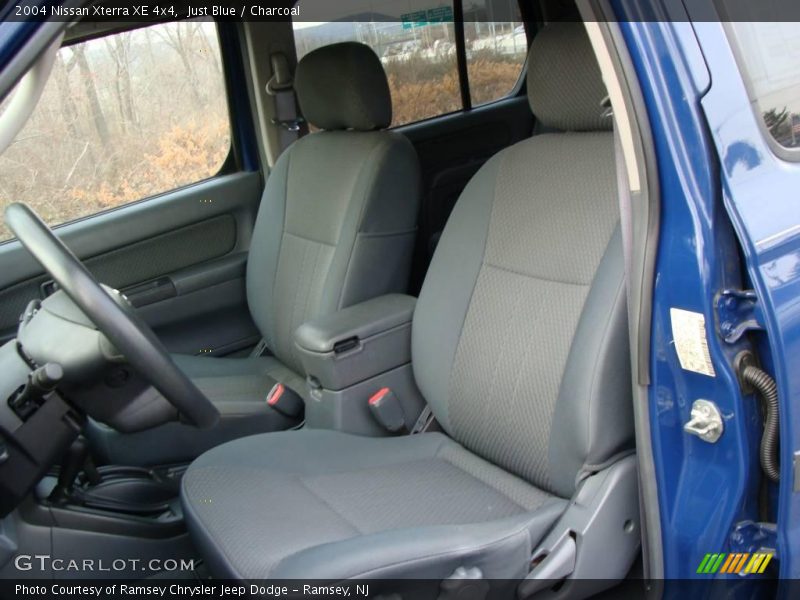 Just Blue / Charcoal 2004 Nissan Xterra XE 4x4