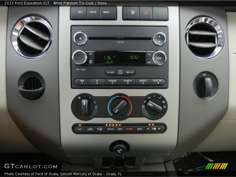 White Platinum Tri-Coat / Stone 2013 Ford Expedition XLT