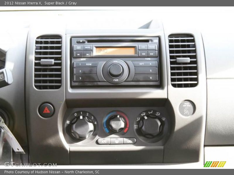 Controls of 2012 Xterra X