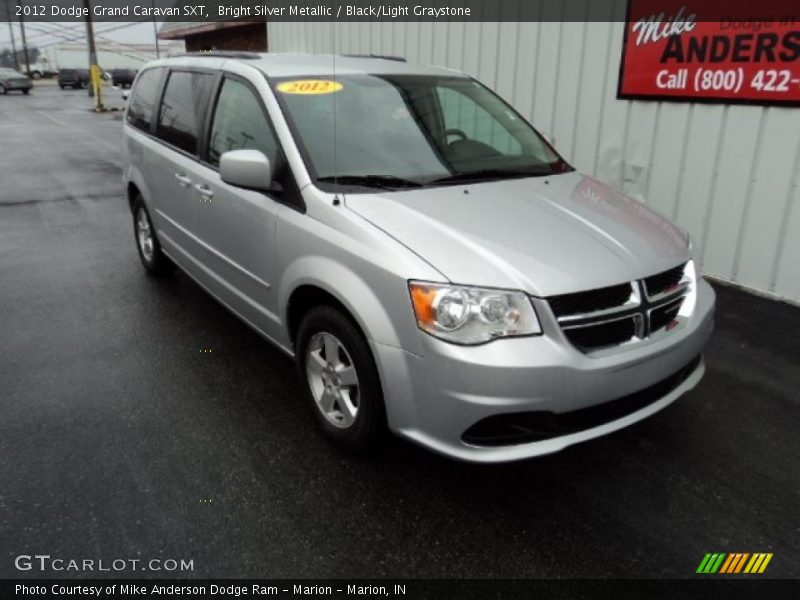 Bright Silver Metallic / Black/Light Graystone 2012 Dodge Grand Caravan SXT