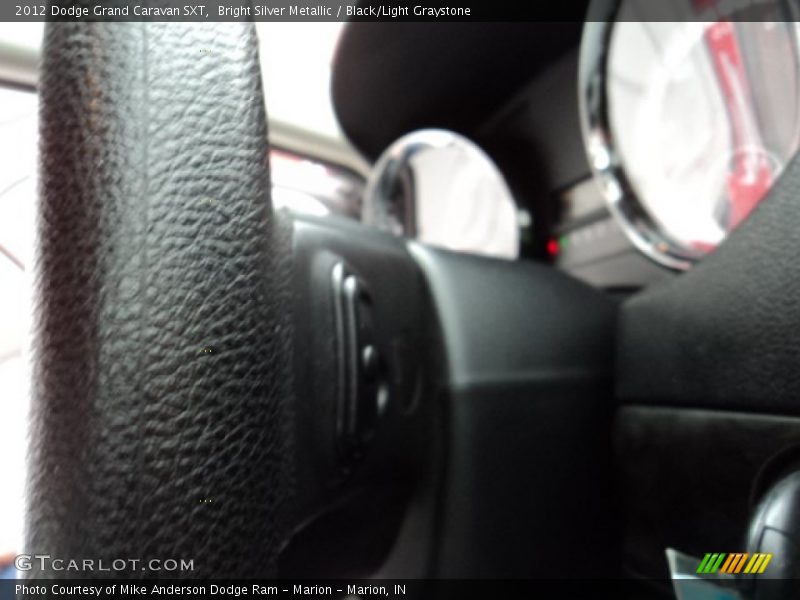 Bright Silver Metallic / Black/Light Graystone 2012 Dodge Grand Caravan SXT
