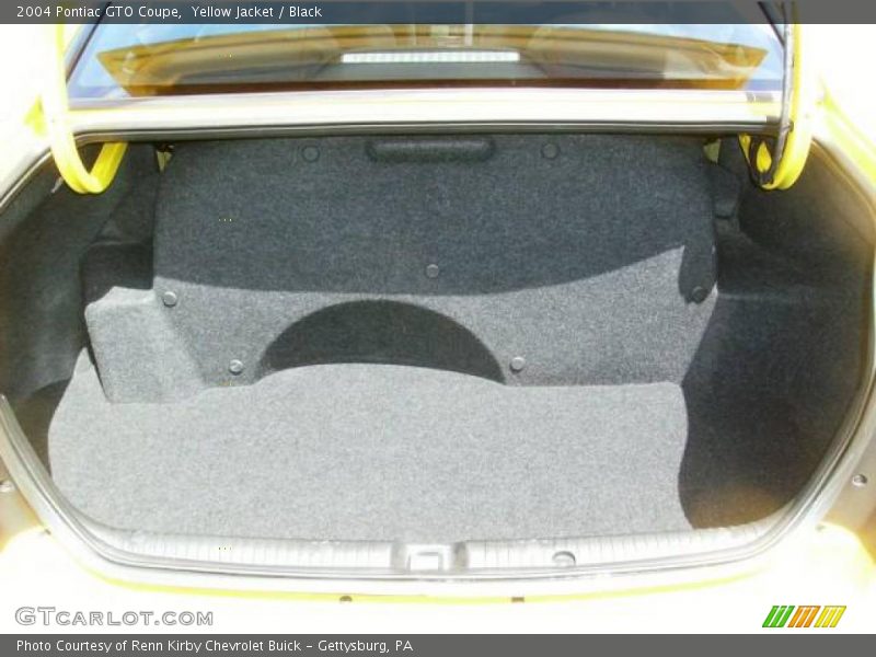 Yellow Jacket / Black 2004 Pontiac GTO Coupe