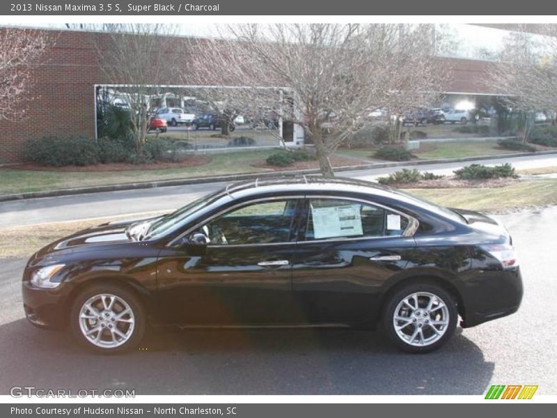 Super Black / Charcoal 2013 Nissan Maxima 3.5 S