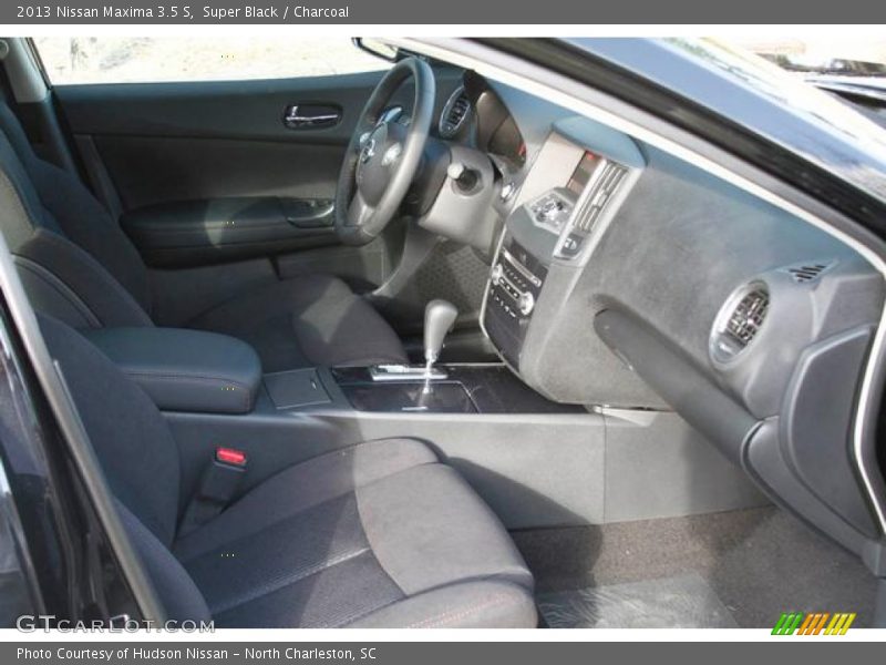 Super Black / Charcoal 2013 Nissan Maxima 3.5 S