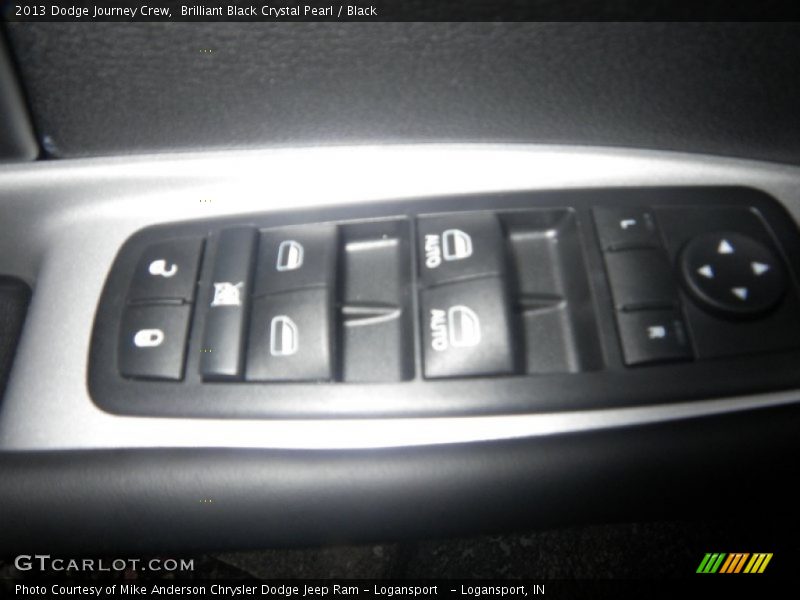 Brilliant Black Crystal Pearl / Black 2013 Dodge Journey Crew