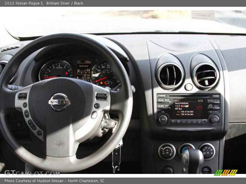 Brilliant Silver / Black 2013 Nissan Rogue S