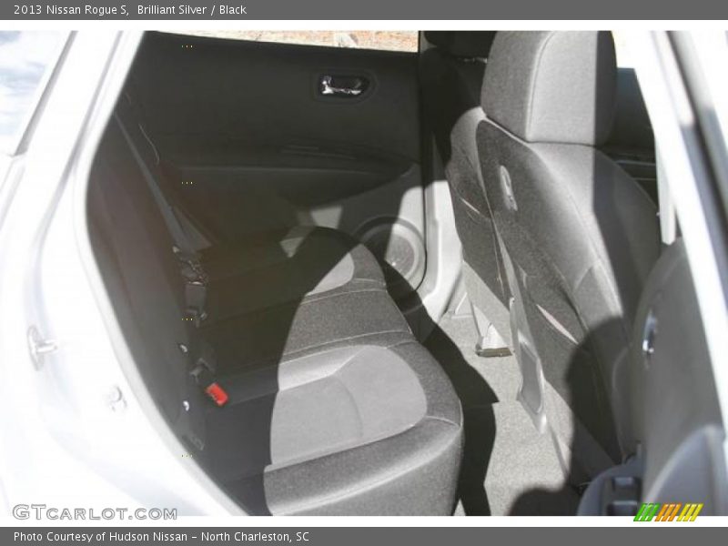 Brilliant Silver / Black 2013 Nissan Rogue S