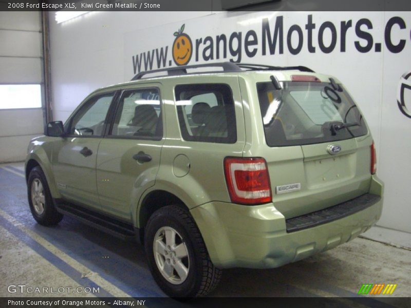 Kiwi Green Metallic / Stone 2008 Ford Escape XLS