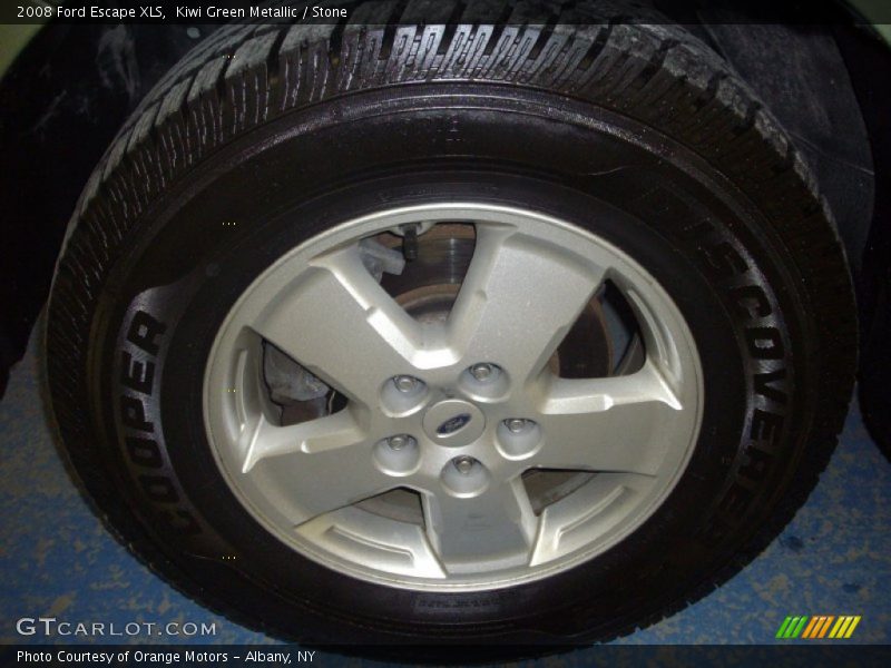 Kiwi Green Metallic / Stone 2008 Ford Escape XLS