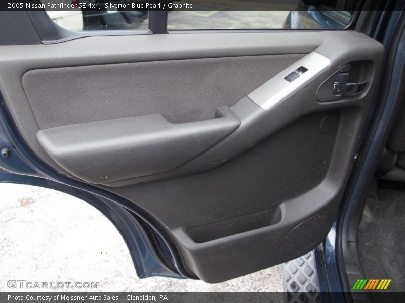 Silverton Blue Pearl / Graphite 2005 Nissan Pathfinder SE 4x4