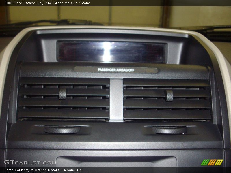 Kiwi Green Metallic / Stone 2008 Ford Escape XLS