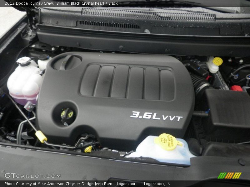 Brilliant Black Crystal Pearl / Black 2013 Dodge Journey Crew