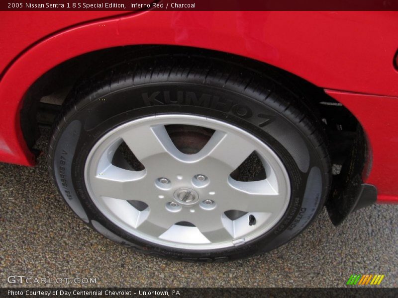Inferno Red / Charcoal 2005 Nissan Sentra 1.8 S Special Edition
