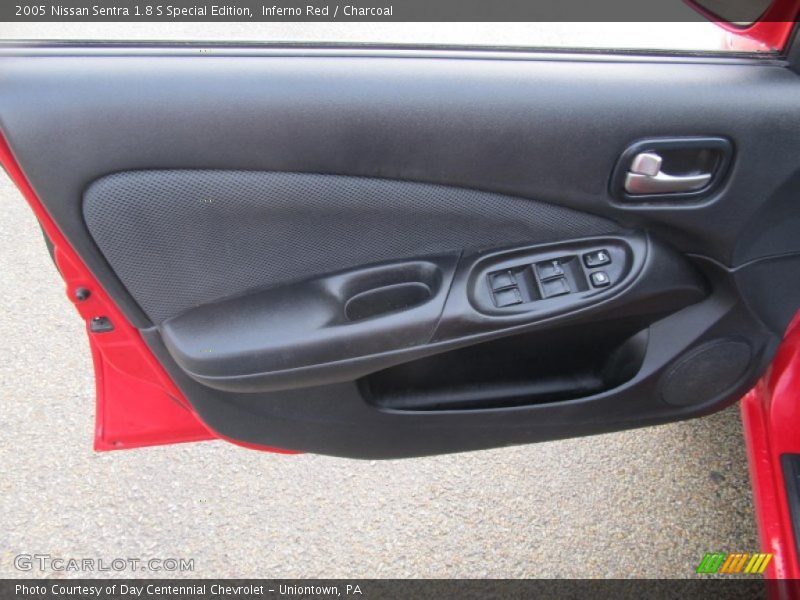 Inferno Red / Charcoal 2005 Nissan Sentra 1.8 S Special Edition