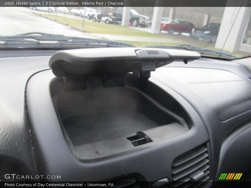 Inferno Red / Charcoal 2005 Nissan Sentra 1.8 S Special Edition