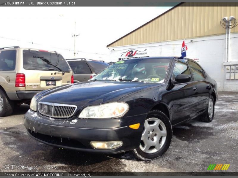 Black Obsidian / Beige 2000 Infiniti I 30