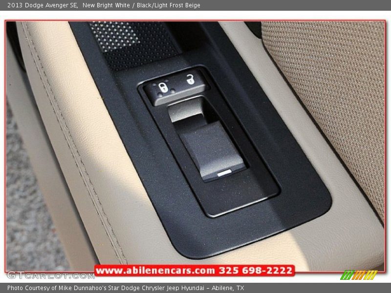 New Bright White / Black/Light Frost Beige 2013 Dodge Avenger SE