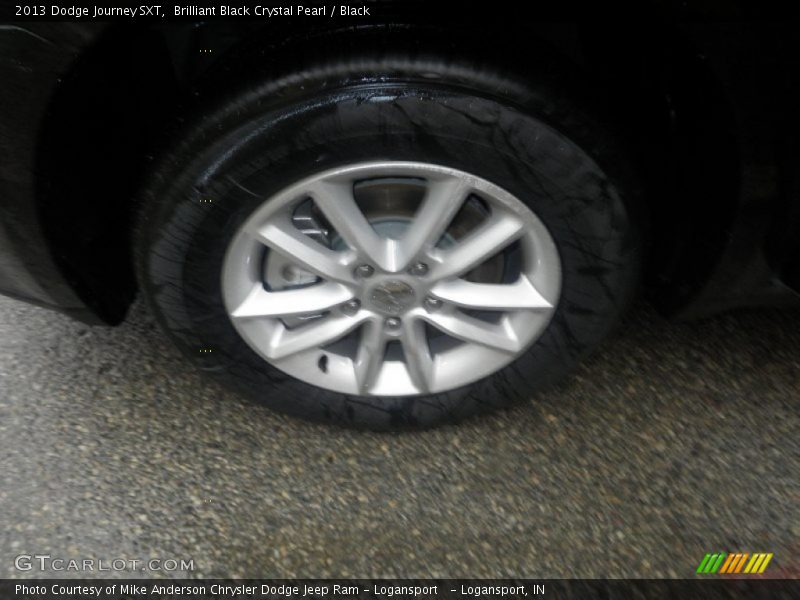 Brilliant Black Crystal Pearl / Black 2013 Dodge Journey SXT