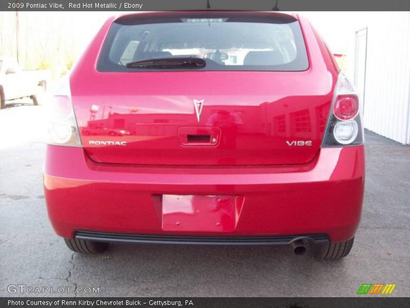 Red Hot Metallic / Ebony 2009 Pontiac Vibe