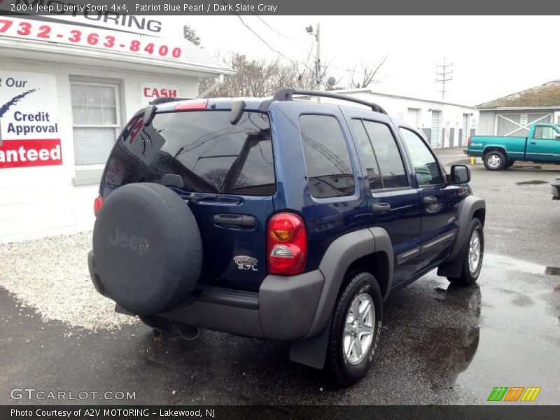 Patriot Blue Pearl / Dark Slate Gray 2004 Jeep Liberty Sport 4x4