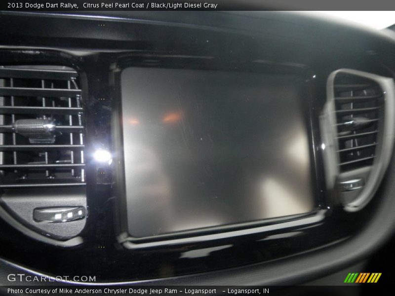 Citrus Peel Pearl Coat / Black/Light Diesel Gray 2013 Dodge Dart Rallye