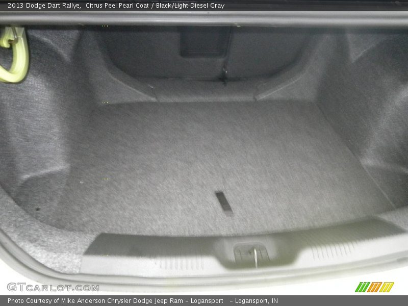 Citrus Peel Pearl Coat / Black/Light Diesel Gray 2013 Dodge Dart Rallye