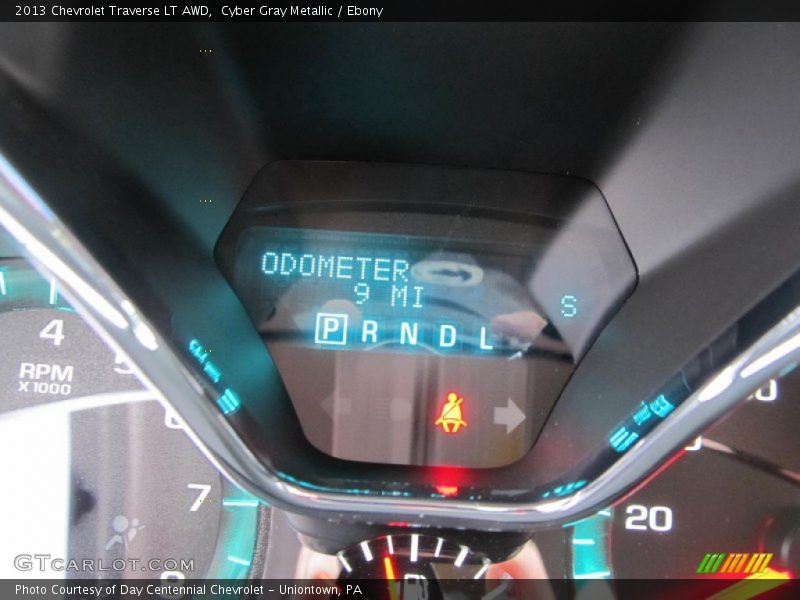 Cyber Gray Metallic / Ebony 2013 Chevrolet Traverse LT AWD