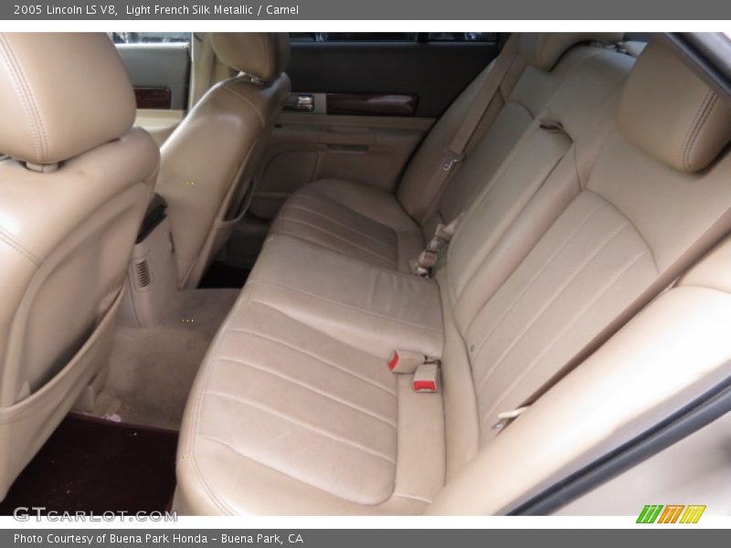 Light French Silk Metallic / Camel 2005 Lincoln LS V8