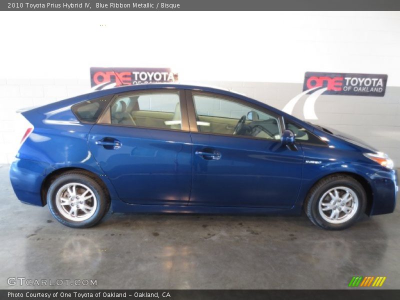 Blue Ribbon Metallic / Bisque 2010 Toyota Prius Hybrid IV