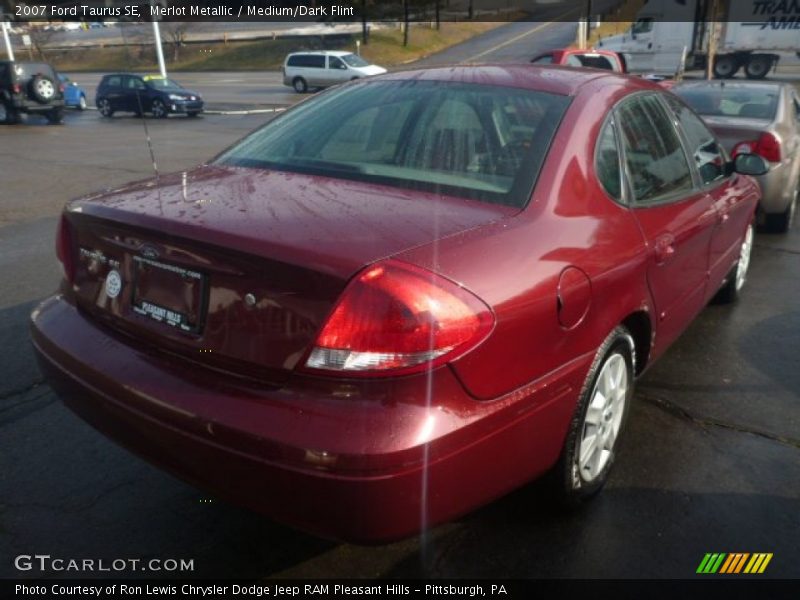 Merlot Metallic / Medium/Dark Flint 2007 Ford Taurus SE