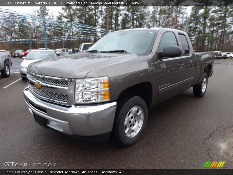Front 3/4 View of 2013 Silverado 1500 LT Extended Cab
