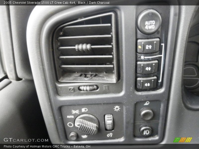 Black / Dark Charcoal 2005 Chevrolet Silverado 1500 LT Crew Cab 4x4
