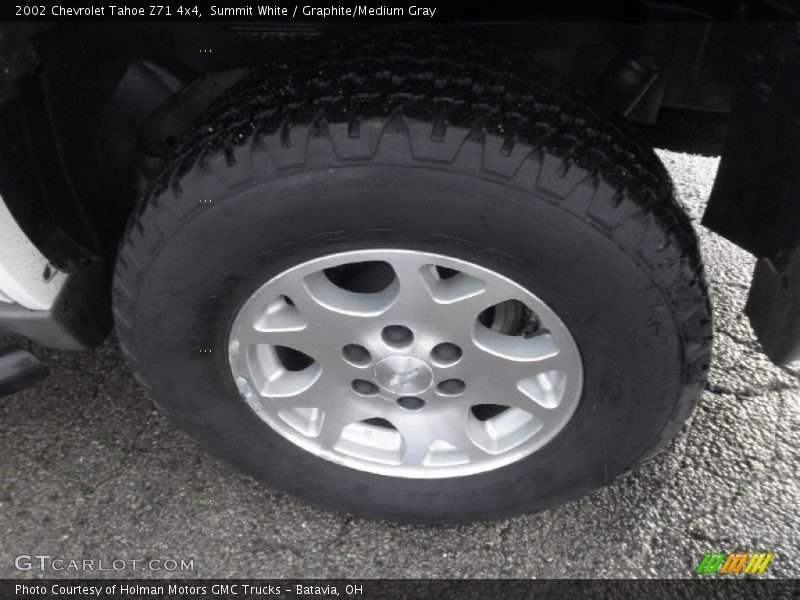 Summit White / Graphite/Medium Gray 2002 Chevrolet Tahoe Z71 4x4