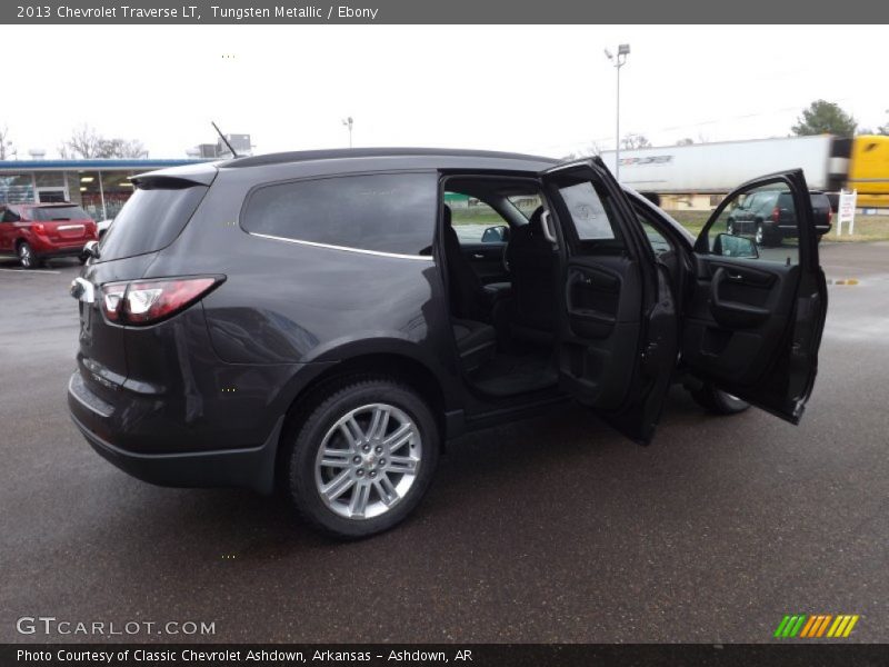 Tungsten Metallic / Ebony 2013 Chevrolet Traverse LT