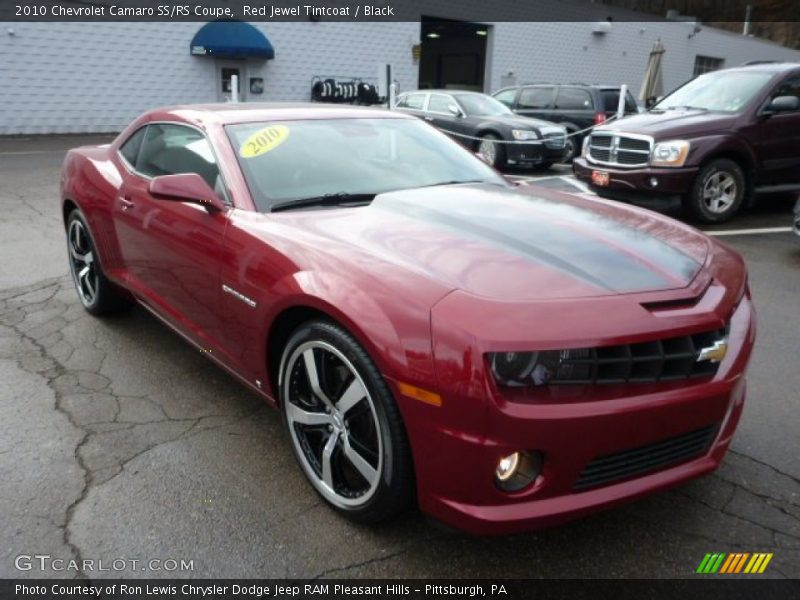 Front 3/4 View of 2010 Camaro SS/RS Coupe