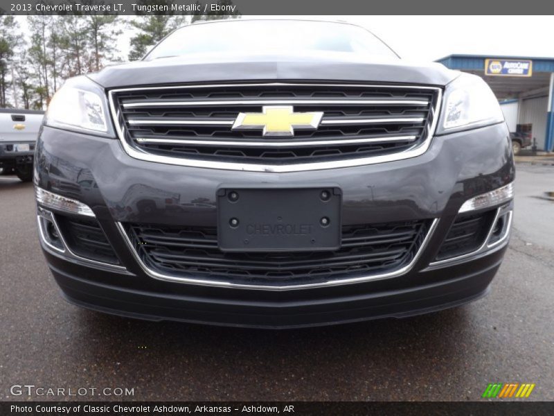 Tungsten Metallic / Ebony 2013 Chevrolet Traverse LT