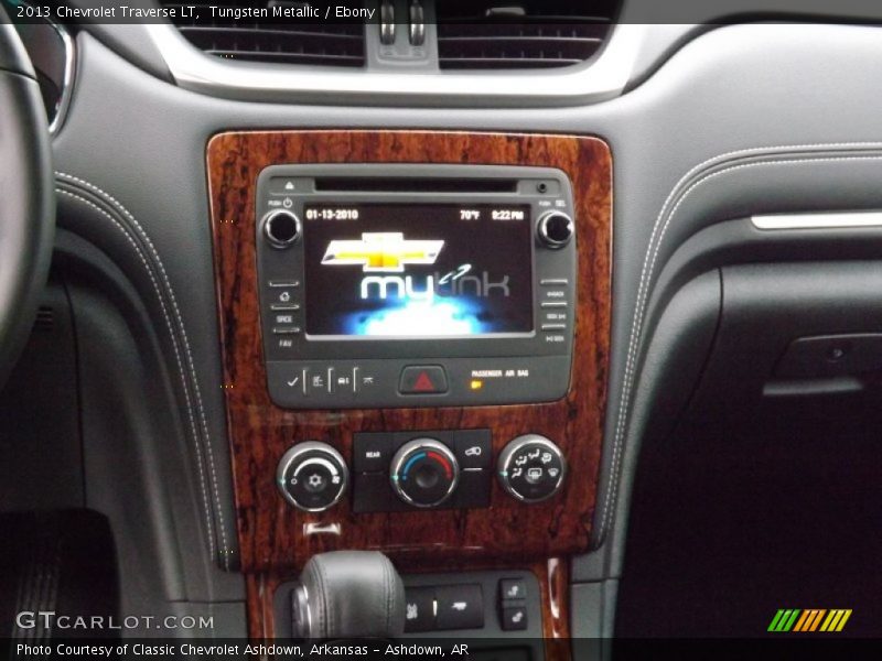 Controls of 2013 Traverse LT