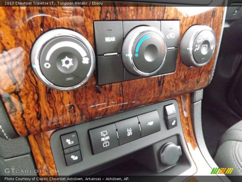Controls of 2013 Traverse LT