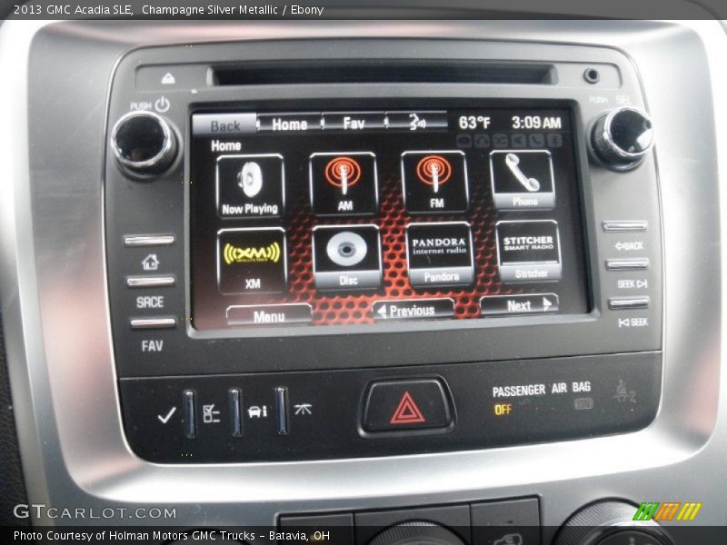 Champagne Silver Metallic / Ebony 2013 GMC Acadia SLE