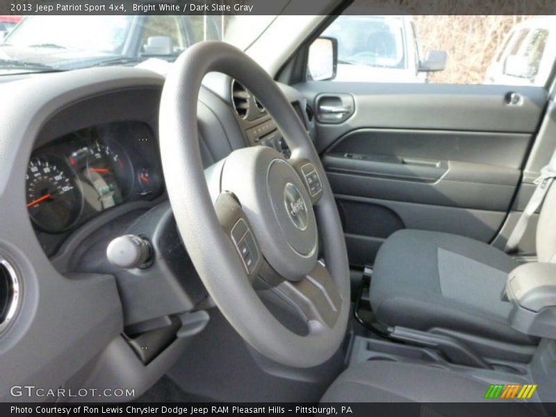 Bright White / Dark Slate Gray 2013 Jeep Patriot Sport 4x4