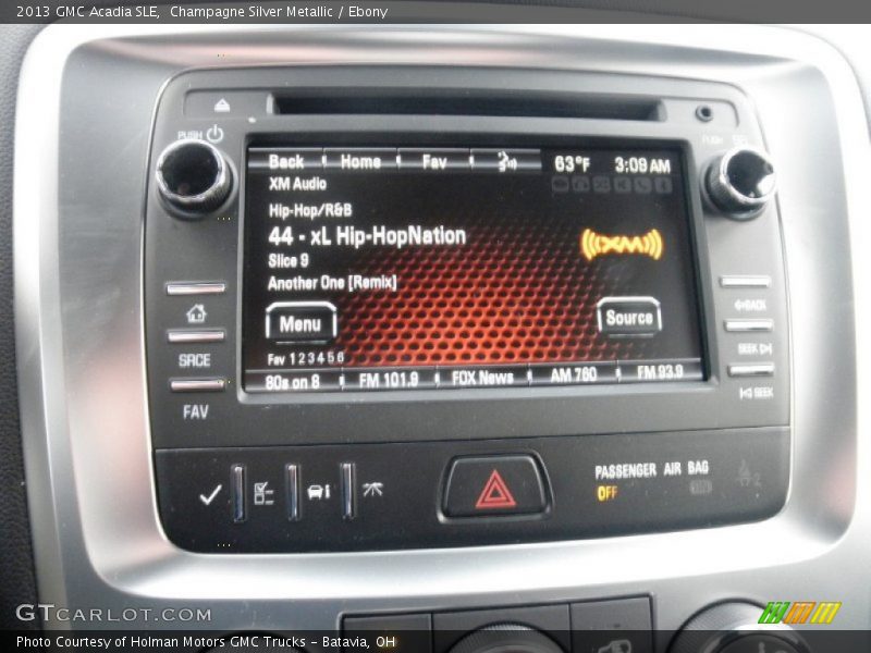 Champagne Silver Metallic / Ebony 2013 GMC Acadia SLE