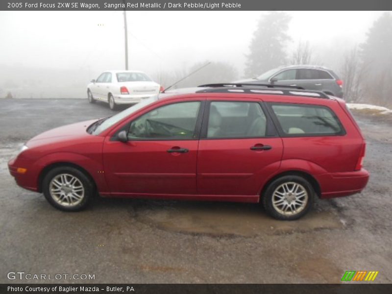  2005 Focus ZXW SE Wagon Sangria Red Metallic