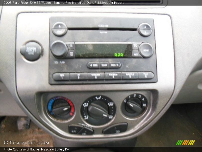 Controls of 2005 Focus ZXW SE Wagon
