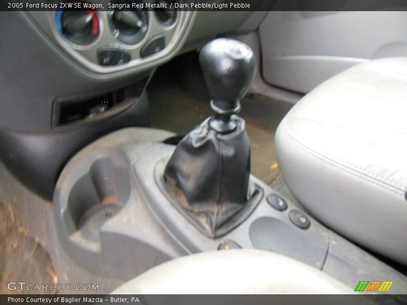  2005 Focus ZXW SE Wagon 4 Speed Automatic Shifter